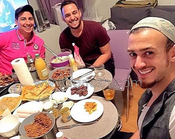   صورة جديدة: سعد المجرد يتناول إفطار رمضان مع الأصدقاء صورة رقم 1