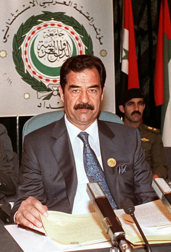 بين سماع الموسيقى وركوب الدراجة.. هكذا قضى صدام حسين ايامه الاخيرة صورة رقم 8