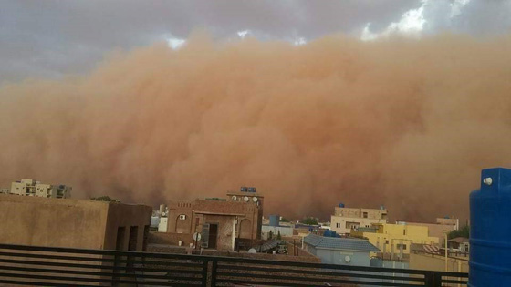  ظاهرة الهبوب تعود وتعصف بالخرطوم وتحولها الى مدينة اشباح.. صور صورة رقم 2