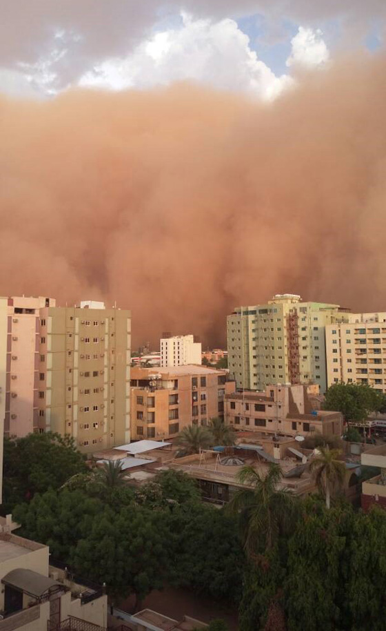  ظاهرة الهبوب تعود وتعصف بالخرطوم وتحولها الى مدينة اشباح.. صور صورة رقم 16
