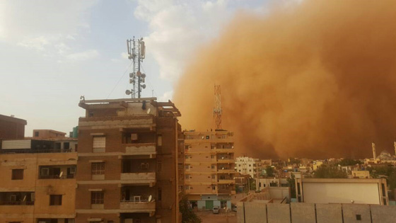  ظاهرة الهبوب تعود وتعصف بالخرطوم وتحولها الى مدينة اشباح.. صور صورة رقم 18