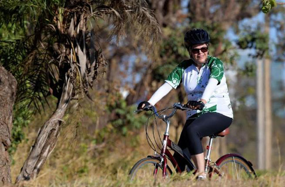 بالصور.. كبار سياسيي العالم فوق دراجاتهم  صورة رقم 2