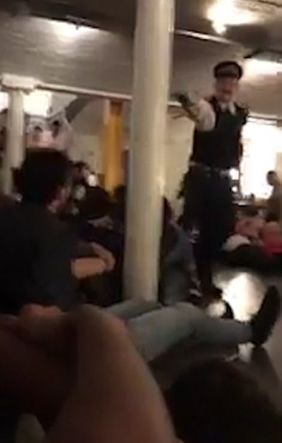 لندن: مقتل 9 أشخاص بينهم 3 من المهاجمين في اعتداءات لندن صورة رقم 11