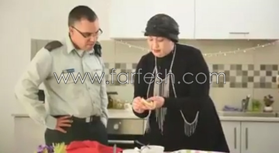 متحدث الجيش الإسرائيلي يستفز المسلمين بالقطايف.. فيديو صورة رقم 6