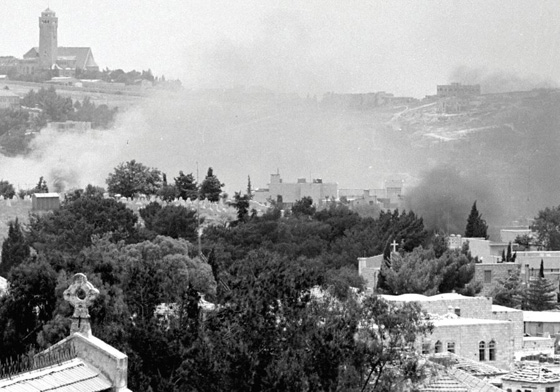 إسرائيل خططت لضرب سيناء بقنبلة نووية اثناء حرب 1967 صورة رقم 9