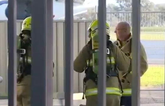 فوضى وهلع داخل طائرة والركاب يقفزون منها.. بسبب مزحة! صورة رقم 4