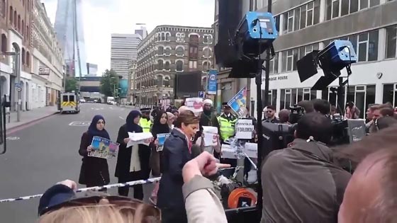  السفارة الروسية في لندن تكشف كيفية صنع اخبار مزيفة (فيديو) صورة رقم 3