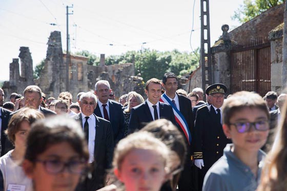 مواطن فرنسي لم يصدق ان يرد على الهاتف الرئيس ماكرون فاغلق الخط بوجهه صورة رقم 3