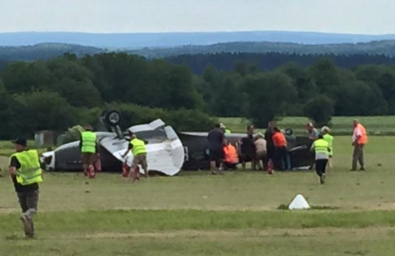 بالفيديو.. لحظة تحطم أشهر طائرة مقاتلة في التاريخ صورة رقم 1