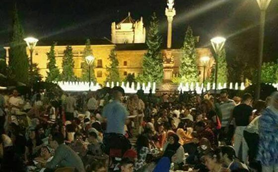 رئيس بلدية اسبانية: صلاة المسلمين امام تمثال العذراء رمز التعايش والتسامح صورة رقم 2