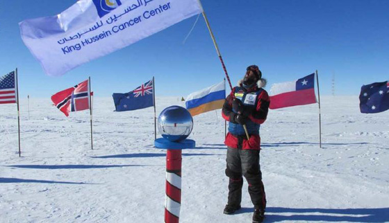  فيديو مثير: أول عربي يتسلق قمم العالم ويرفع الآذان فيها صورة رقم 1