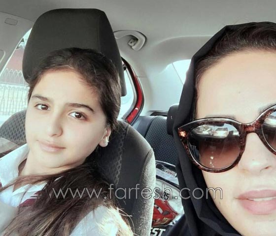 فرق كبير في صور حلا الترك الآن: تستمتع بطفولتها والدراسة قبل الفن صورة رقم 1