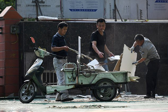 فيديو مروع.. مقتل 7 اطفال في انفجار بروضة اطفال بالصين صورة رقم 15