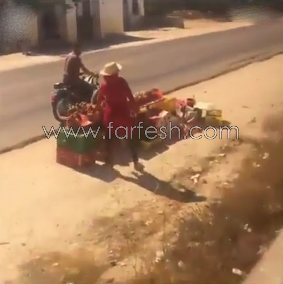 اغرب حادثة في تونس.. اوقف القطار ليشتري الخوخ من بائعة متجولة! صورة رقم 1