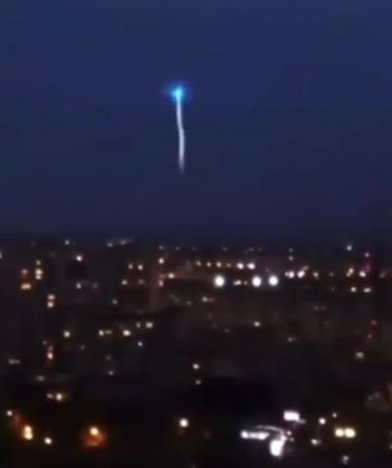 فيديو لاغرب الصحون الطائرة.. لكن ما تخفيه الاستخبارات الامريكية اخطر! صورة رقم 2