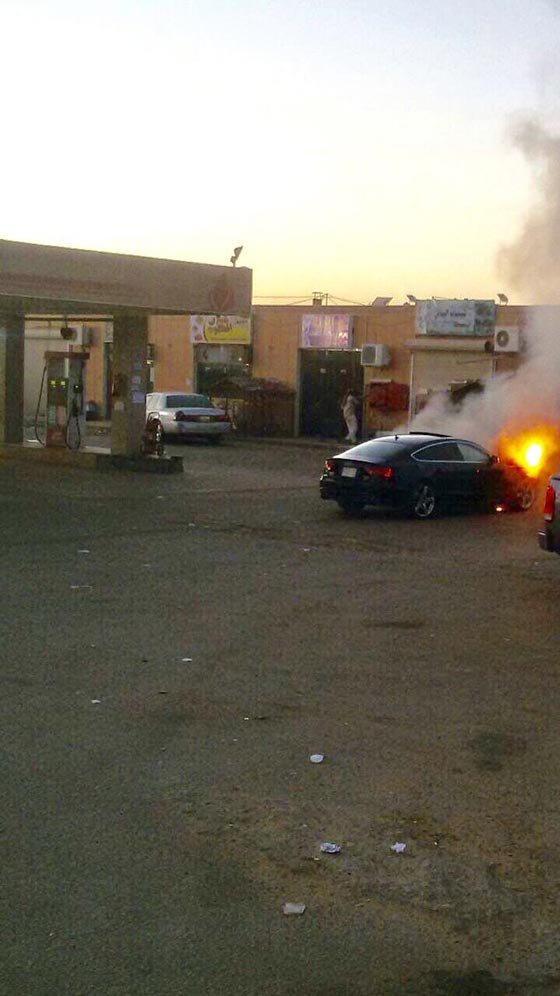 مصري يقوم بعمل بطولي ويمنع كارثة في محطة وقود بتبوك.. فيديو صورة رقم 2