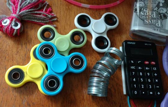 المانيا تدمر 35 طنا من لعبة سبينر الشهيرة اعتبرتها غير آمنة! صورة رقم 1