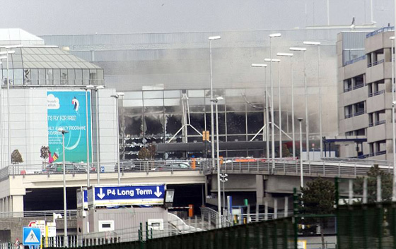 الشرطة تقتل مهاجما انتحاريا في محطة قطارات بروكسل صورة رقم 7