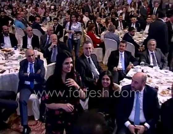 سعد الحريري يفاجئ فتاة بعرض للزواج خلال حفل إفطار رمضاني.. فيديو صورة رقم 6