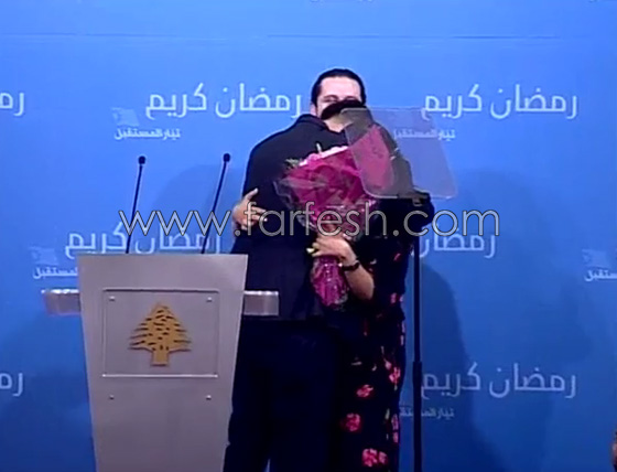 سعد الحريري يفاجئ فتاة بعرض للزواج خلال حفل إفطار رمضاني.. فيديو صورة رقم 15