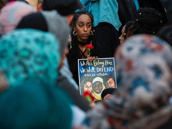 فيديو وصور: وقفات تضامنية متعددة الأديان من أجل المصرية نبرة حسنين  صورة رقم 3