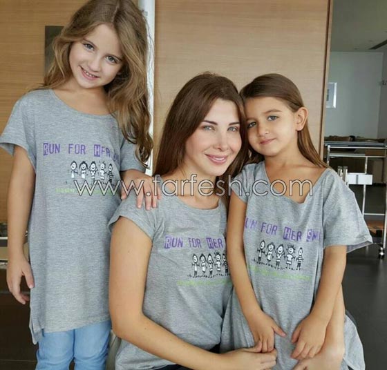 صور ابنتا نانسي عجرم باطلالة على الموضة مع والدهما.. تنافسان عارضات الازياء! صورة رقم 4