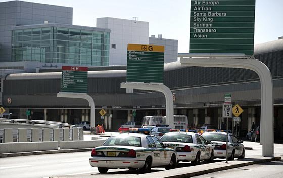 تغريم سائقة سيارة اجرة بـ250 دولارا لانها لا تجيد اللغة الانكليزية! صورة رقم 2