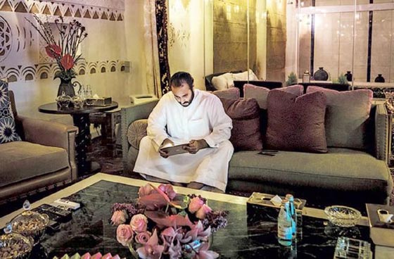 امير شاب على عجلة من امره والاصغر سنا يحظى بولاية العهد في السعودية  صورة رقم 8