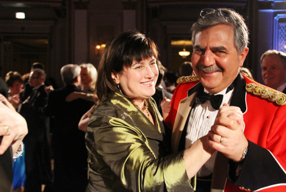 كندي يخطط للبقاء في عمله بعد فوزه بـ 22 مليون دولار صورة رقم 5