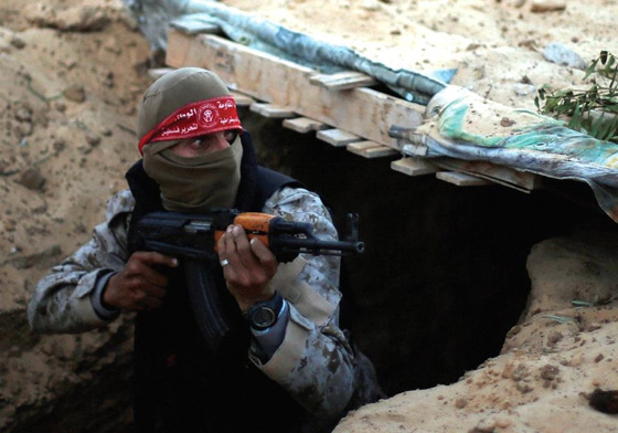 مفاوضات سرية بين حماس وإسرائيل.. وصفقة جديدة لتبادل الأسرى صورة رقم 6