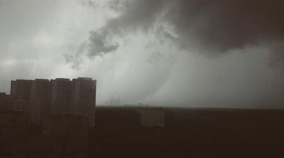 فيديو وصور.. قتلى وجرحى في اعنف عاصفة تضرب موسكو صورة رقم 8