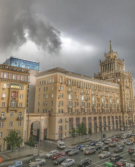 فيديو وصور.. قتلى وجرحى في اعنف عاصفة تضرب موسكو صورة رقم 5