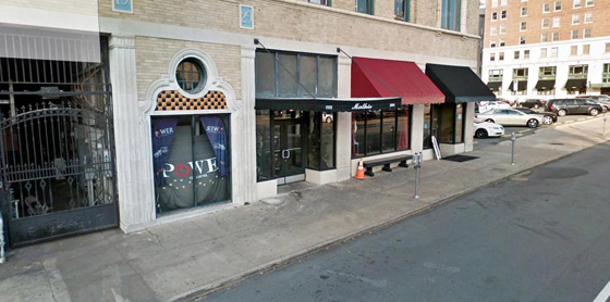 معركة بالاسلحة النارية داخل ملهى مكتظ بالرواد في اركنساس الامريكية صورة رقم 16