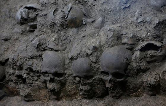 العثور على برج من الجماجم البشرية في المكسيك يحير العلماء صورة رقم 15