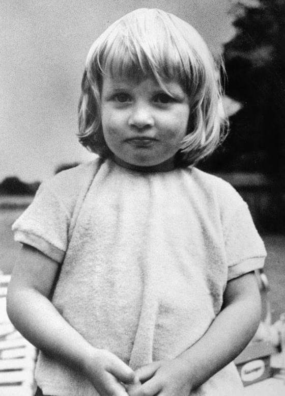 كيف كانت ستبدو الاميرة ديانا في عيدها الـ56 لو لم يخطفها الموت؟ صورة رقم 17