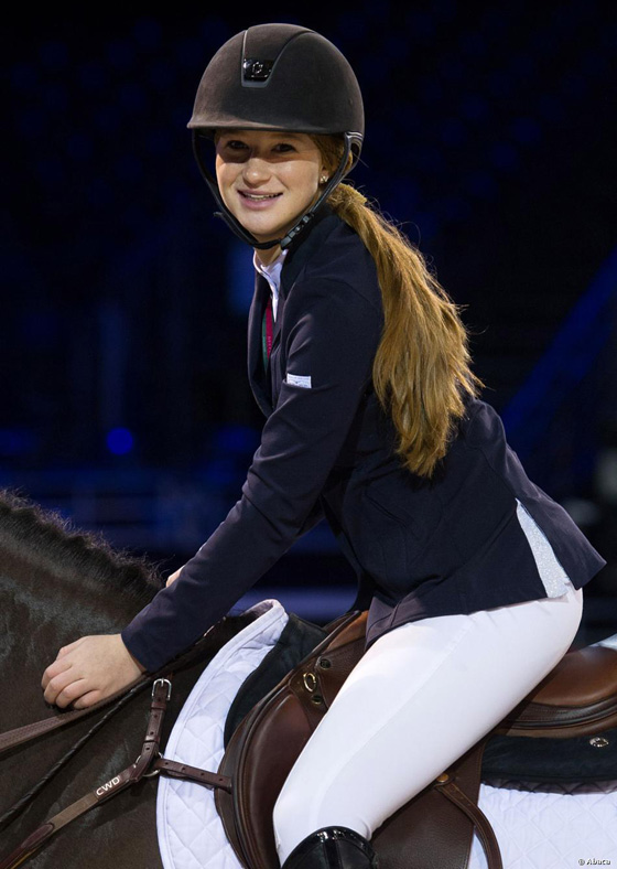 الفتاة المتواضعة ابنة اغنى رجل في العالم قلبها يدق لشاب عربي! صورة رقم 2