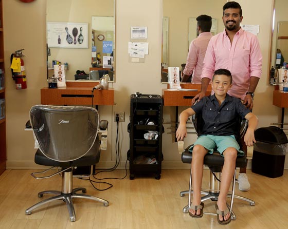 شاب سعودي يصبح بطلا في عيون الامريكان بعد ان انقذ طفلا من الاختناق صورة رقم 4