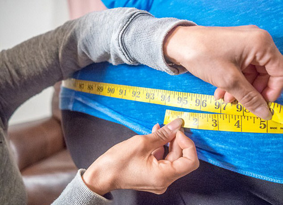 صور: وزنها 250 كغم، صاحبة اكبر ارداف بالعالم وتتلقى عروض زواج! صورة رقم 8