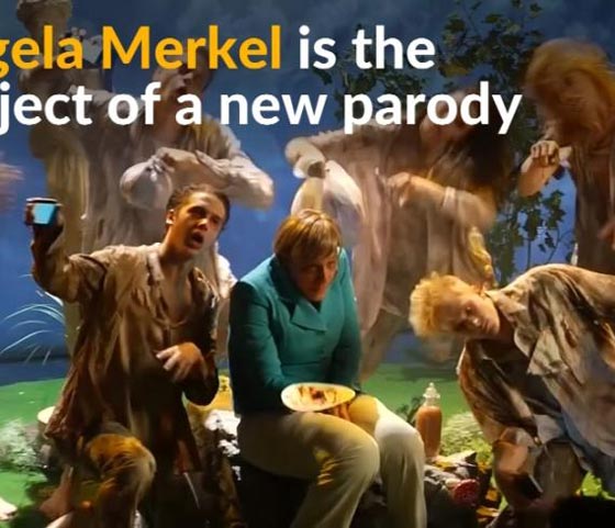  فيديو انجيلا ميركل في عرض ساخر ببدلة رقص شرقي ومع الزومبي! صورة رقم 6