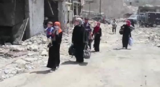 قصص وحكايا ترويها نساء الدواعش في اول ظهور لهن بالموصل.. فيديو صورة رقم 1