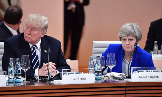 اول مصافحة بين ترامب وبوتين واتفاق على وقف النار فورا جنوب سوريا صورة رقم 10