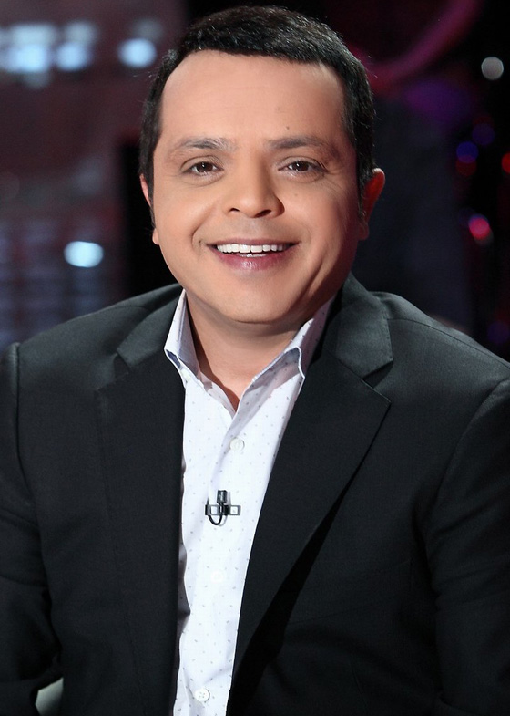8 نجوم لن تصدّق إنهم تجاوزوا الـ50 منهم شاروخان عمرو دياب ومحمد هنيدى  صورة رقم 4