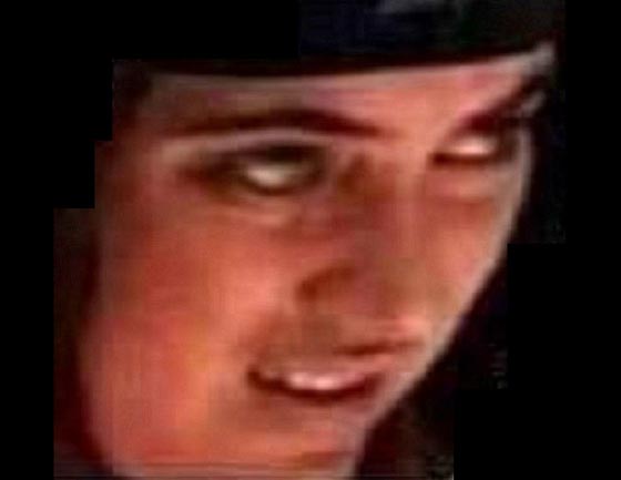 طفل حملته أمه (الداعشية) للتمويه وخدع الجنود ثم فجرت نفسها وقتلته صورة رقم 3