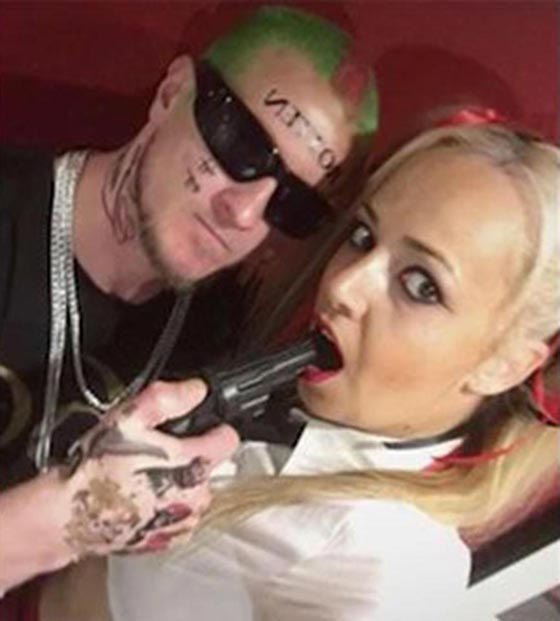 حفلة تنكرية تنتهي بفاجعة بعد اطلاق الشرطة النار على عاشقين بالخطأ صورة رقم 1