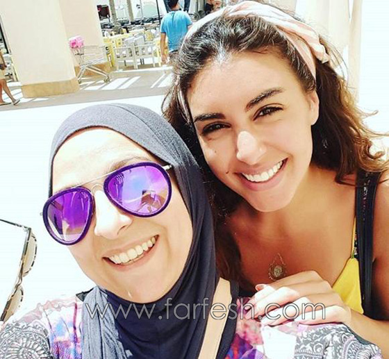 الصيف يفضح الفنانات: شعر خفيف، وزن زائد وإطلالات صادمة بدون مكياج صورة رقم 7
