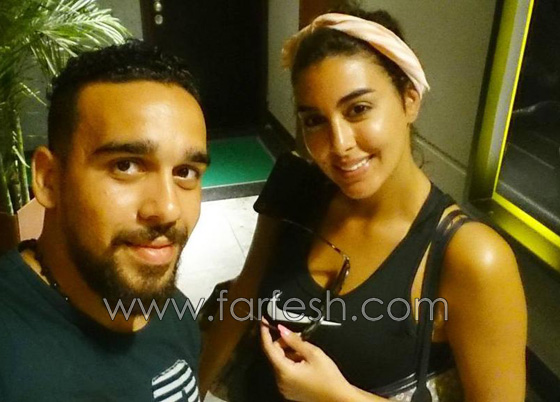 الصيف يفضح الفنانات: شعر خفيف، وزن زائد وإطلالات صادمة بدون مكياج صورة رقم 21