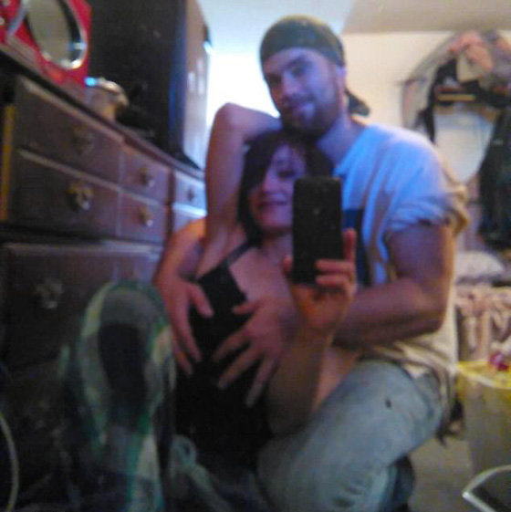 لماذا حاولت هذه المرأة قتل صديقها حرقا أثناء نومه؟ صورة رقم 6