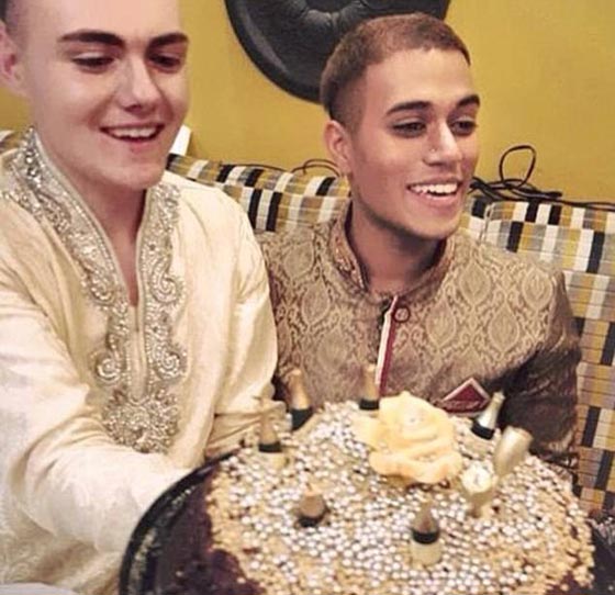  فيديو وصور أول زواج مثلي مسلم في بريطانيا! العائلة رفضت الحضور  صورة رقم 8