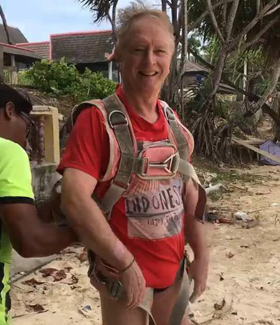 سيدة توثق سقوط زوجها ومصرعه في فيديو صادم صورة رقم 1