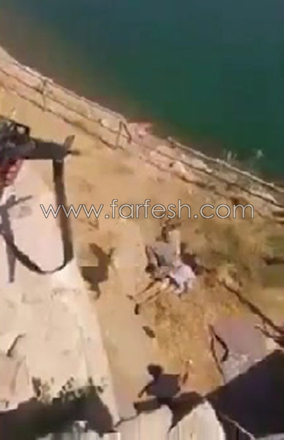 فيديو مرعب.. وحوش بشرية ببدلات عسكرية تنفذ اعدامات وحشية بالموصل صورة رقم 10